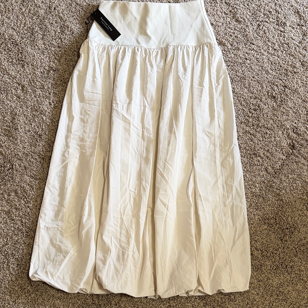 Chic Cream Maxi Skirt with bubble hem - M
